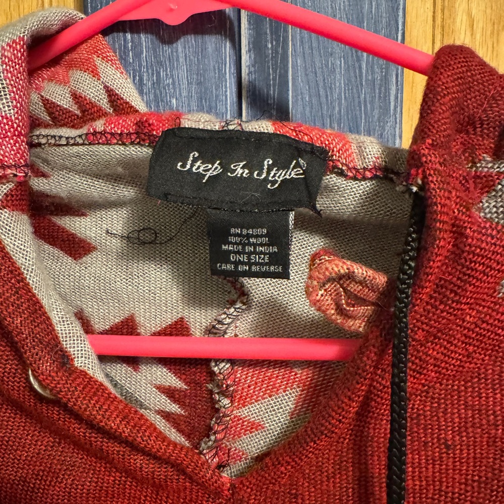 Red Geometric Aztec Pattern Poncho - Picture 3 of 4